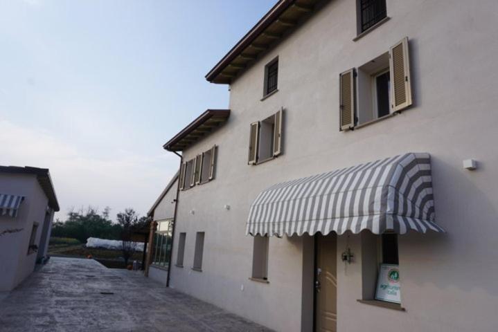 Agriturismo Campogrande Carpaneto Piacentino Екстериор снимка